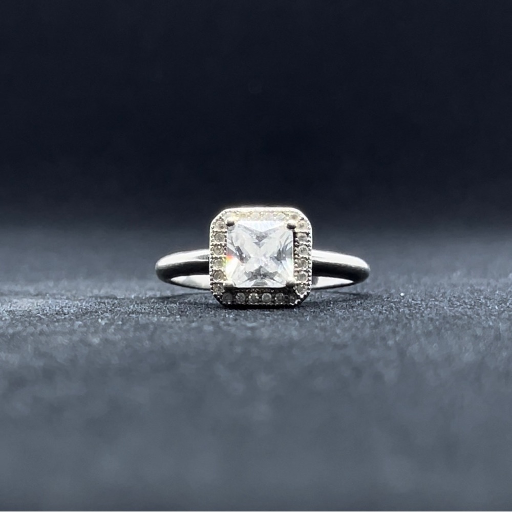 STERLING SILVER WEDDING RING - Picture 2 of 5
